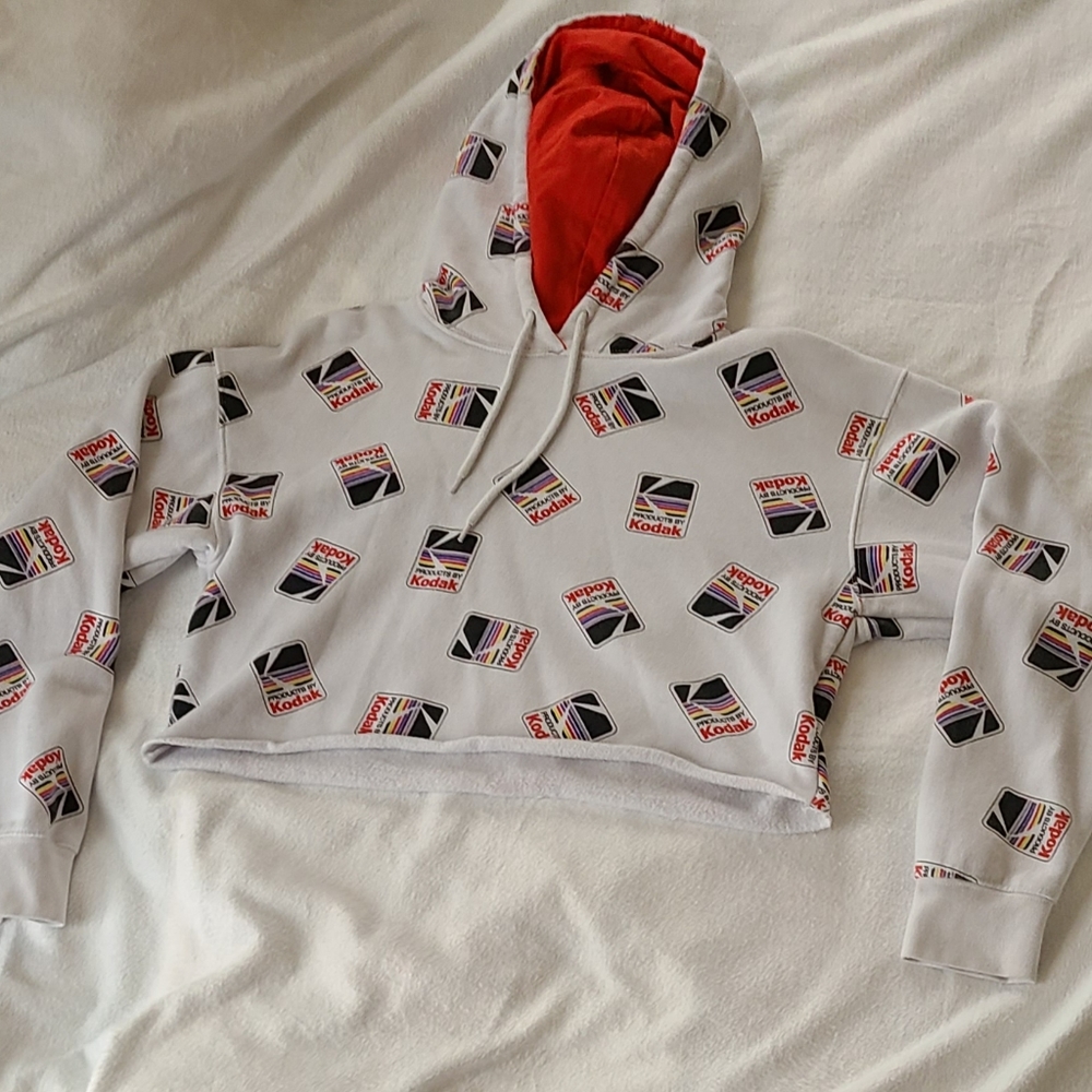 Kodak S cropped white hoodie with jaw string